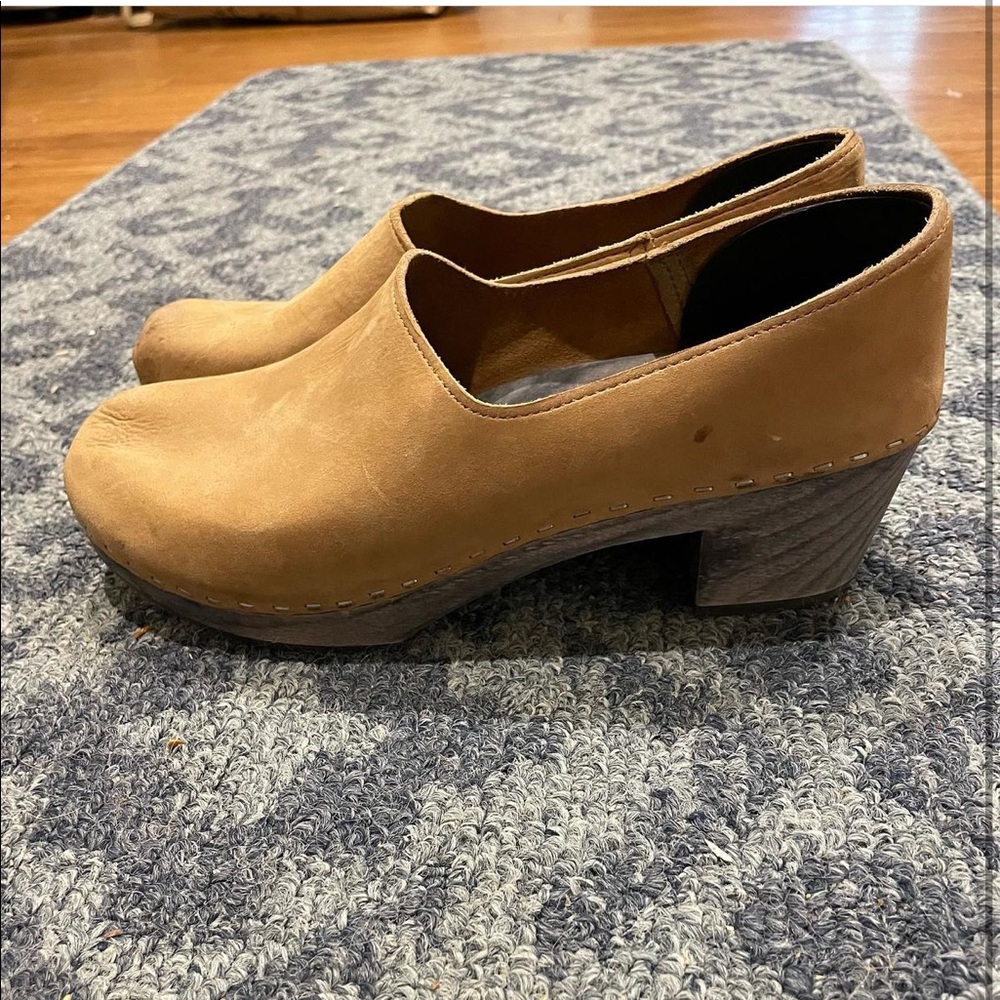 Tan Creatures of Comfort with Sandgrens Bridget Cligs